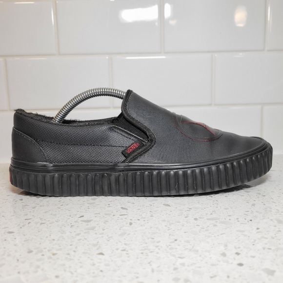 Vans X Marvel Slip-On Marvel Black Widow - Picture 5 of 14